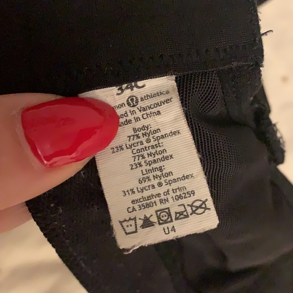 Lulu lemon sports bra 34 C - Picture 3 of 3